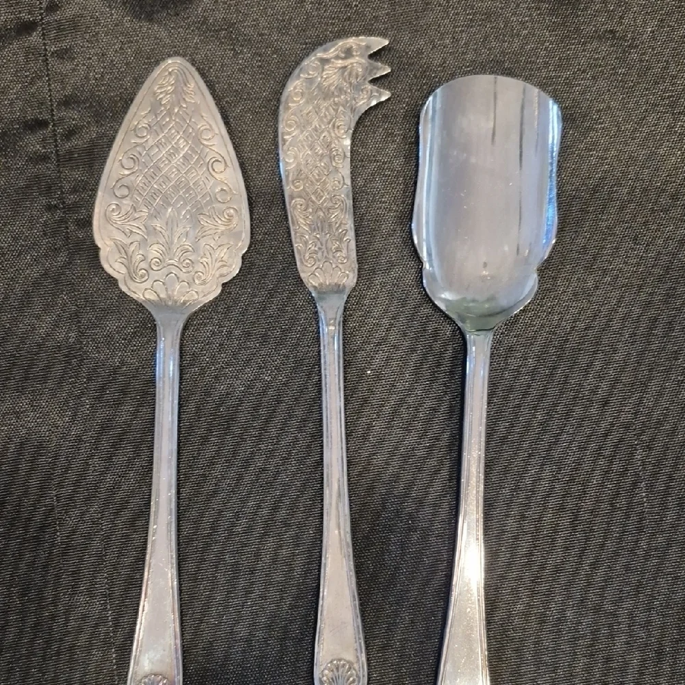 Sheffield England Cheesemaster Silver Plated 3 Piece Knive Set By William Adams